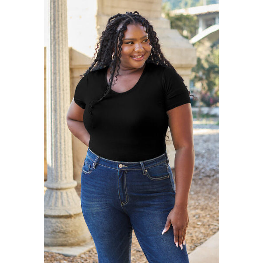 Basic Bae Full Size Round Neck Short Sleeve Bodysuit Black / S Clothing