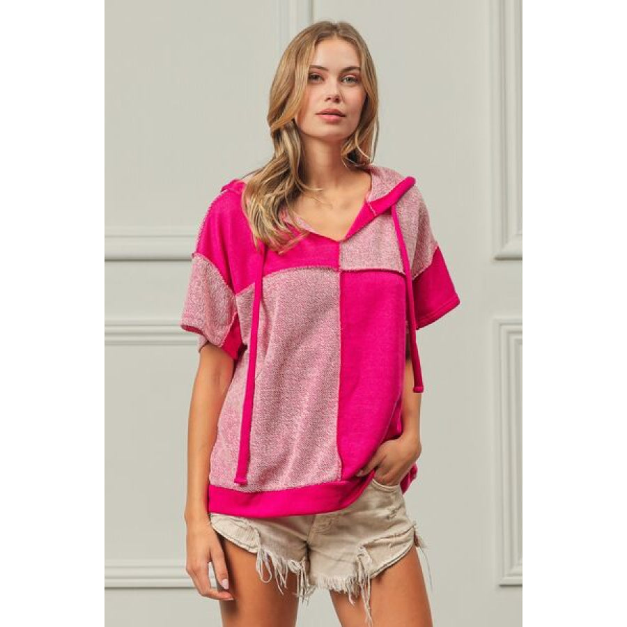 BiBi Color Block Exposed Seam Short Sleeve Hooded Top Apparel and Accessories