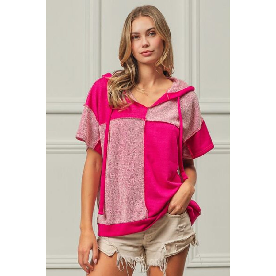 BiBi Color Block Exposed Seam Short Sleeve Hooded Top Apparel and Accessories