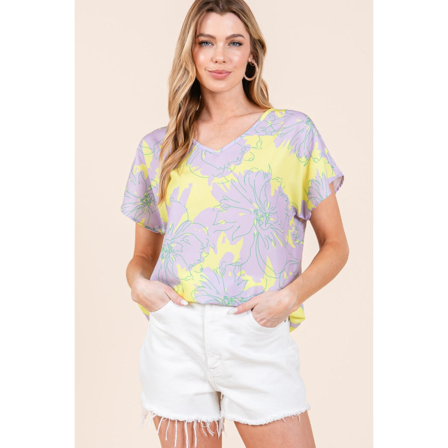 BOMBOM Floral Short Sleeve T-Shirt Apparel and Accessories