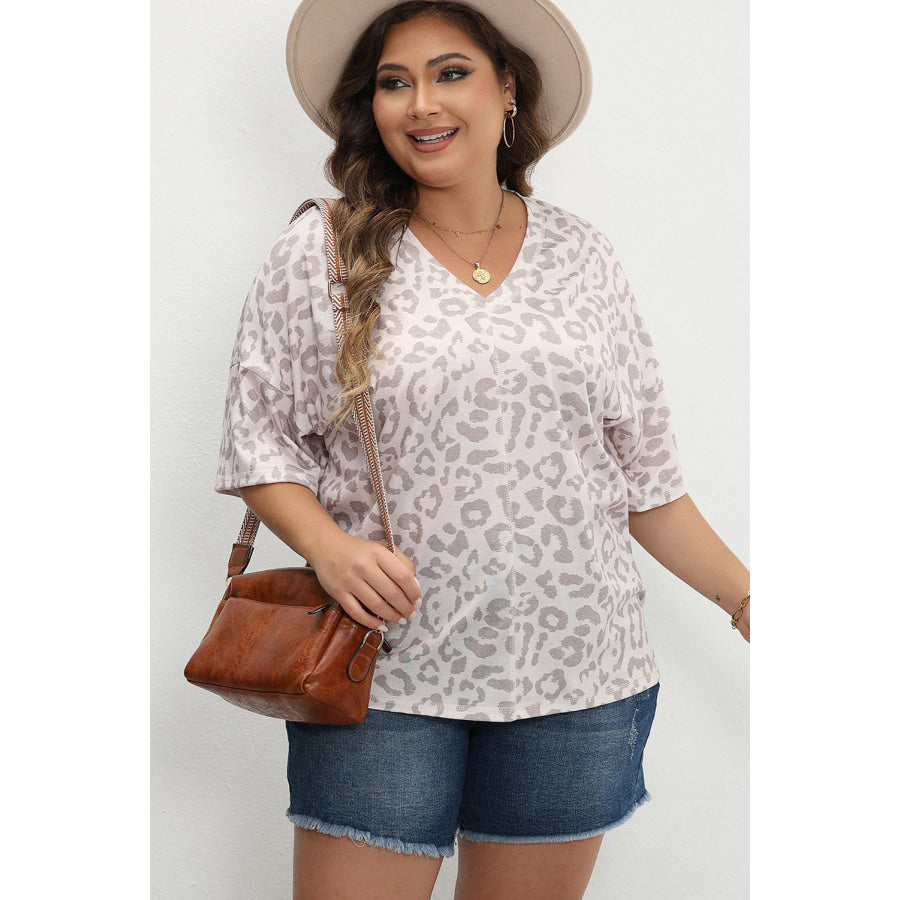 Brown Leopard Print V Neck Plus Size T Shirt Plus Size/Plus Size Tops/Plus Size Tops & Tees