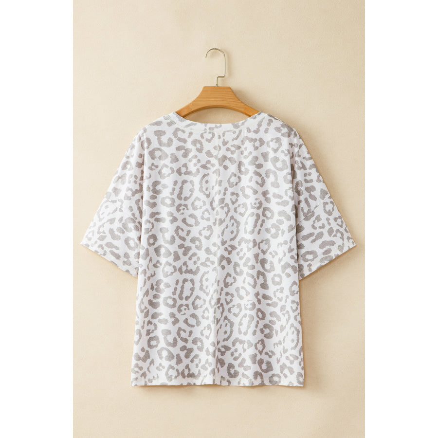 Brown Leopard Print V Neck Plus Size T Shirt Plus Size/Plus Size Tops/Plus Size Tops & Tees