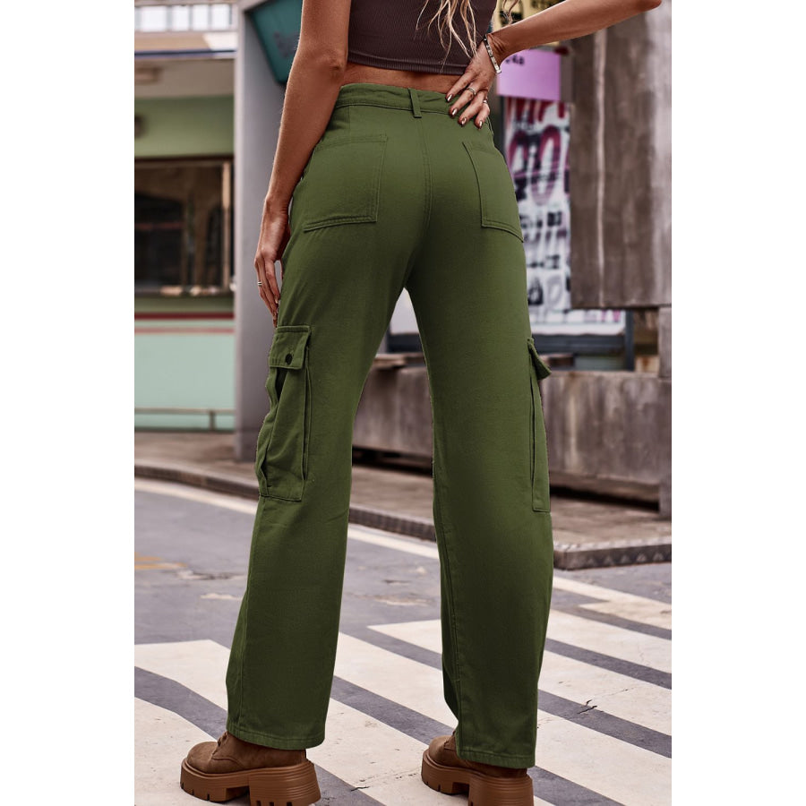 Buttoned Loose Fit Jeans with Pockets