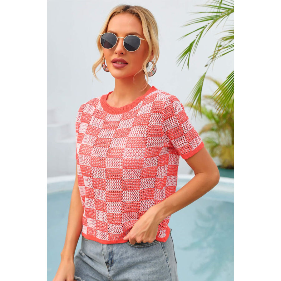 Checkered Short Sleeve Knit Top