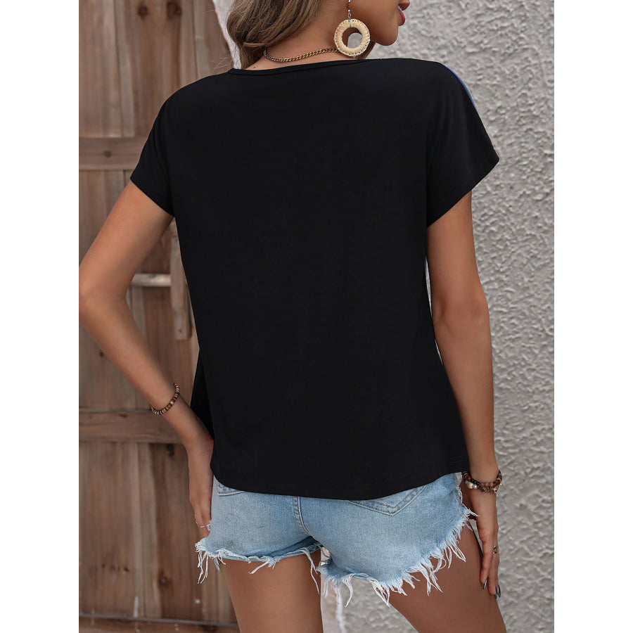 Color Block Decorative Button V-Neck Tee Mid Gray / S