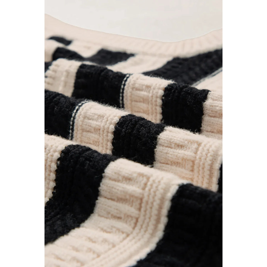 Color Block Round Neck Sweater Vest Apparel and Accessories