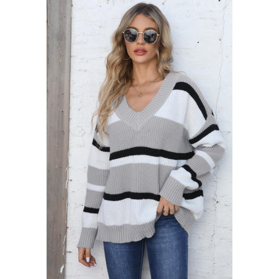 Color Block V-Neck Dropped Shoulder Sweater Light Gray / One Size