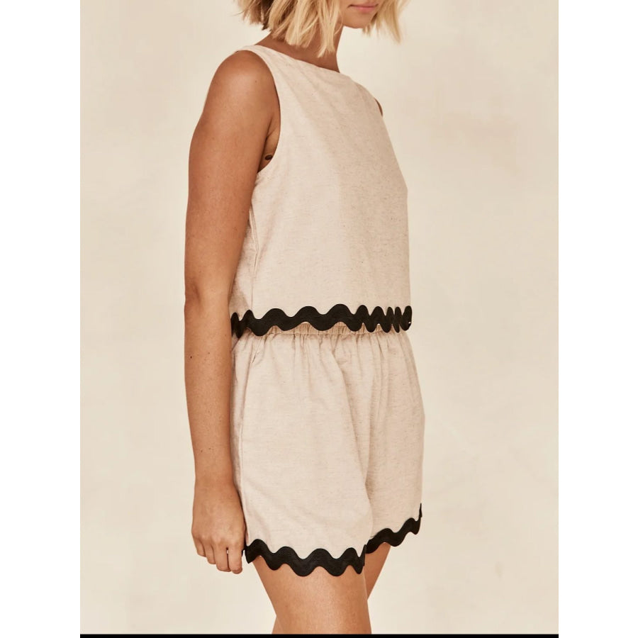 Contrast Trim Round Neck Tank and Shots Set Apparel and Accessories