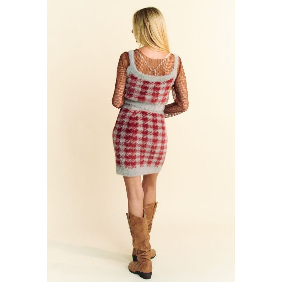 Davi & Dani Scoop Neck Wide Strap Top and Skirt Sweater Set Apparel and Accessories