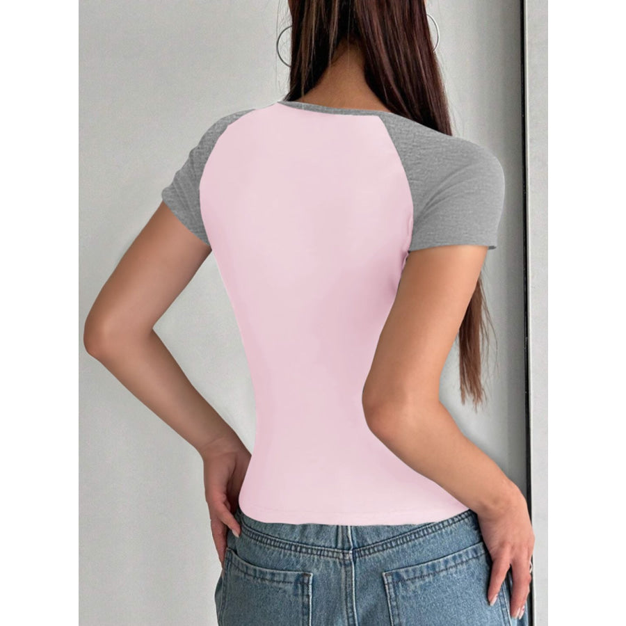 Devine Contrast Scoop Neck Short Sleeve T-Shirt Apparel and Accessories