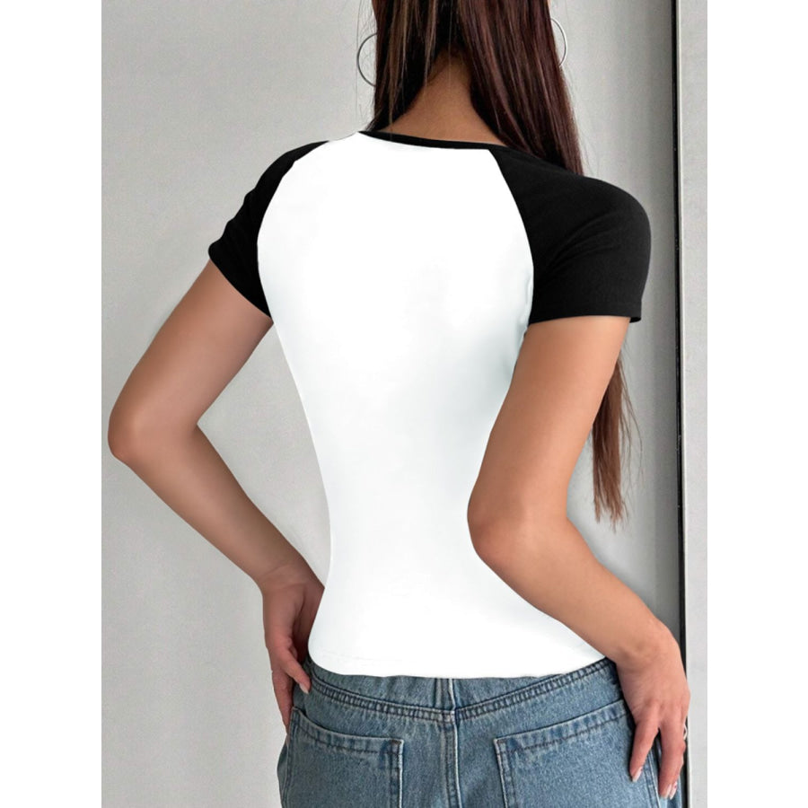 Devine Contrast Scoop Neck Short Sleeve T-Shirt Apparel and Accessories