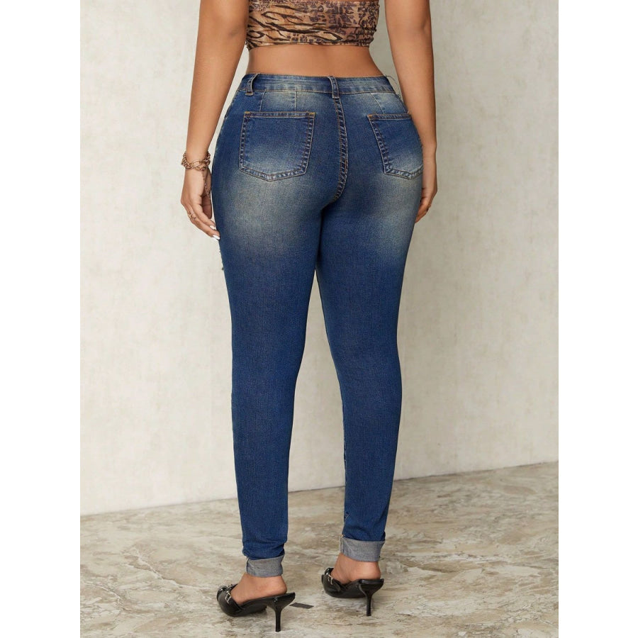 50a637bc-657e-4c20-8776-638f90d5fbcf-Max