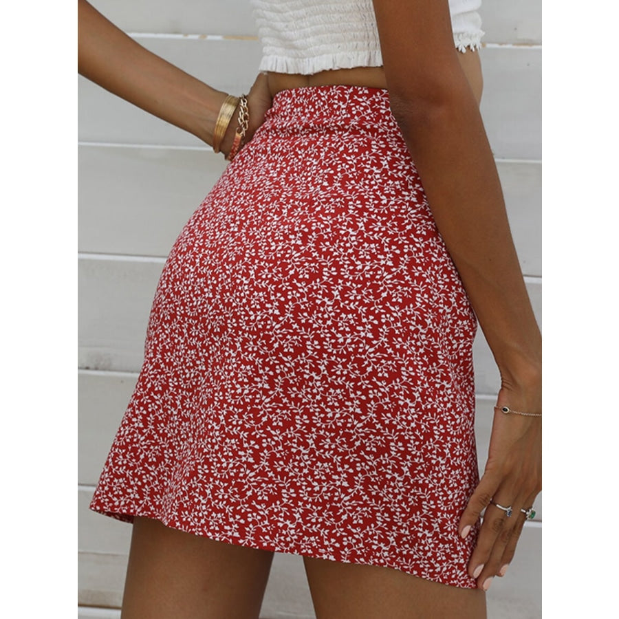 Ditsy Floral Slit Mini Skirt Deep Red / XS