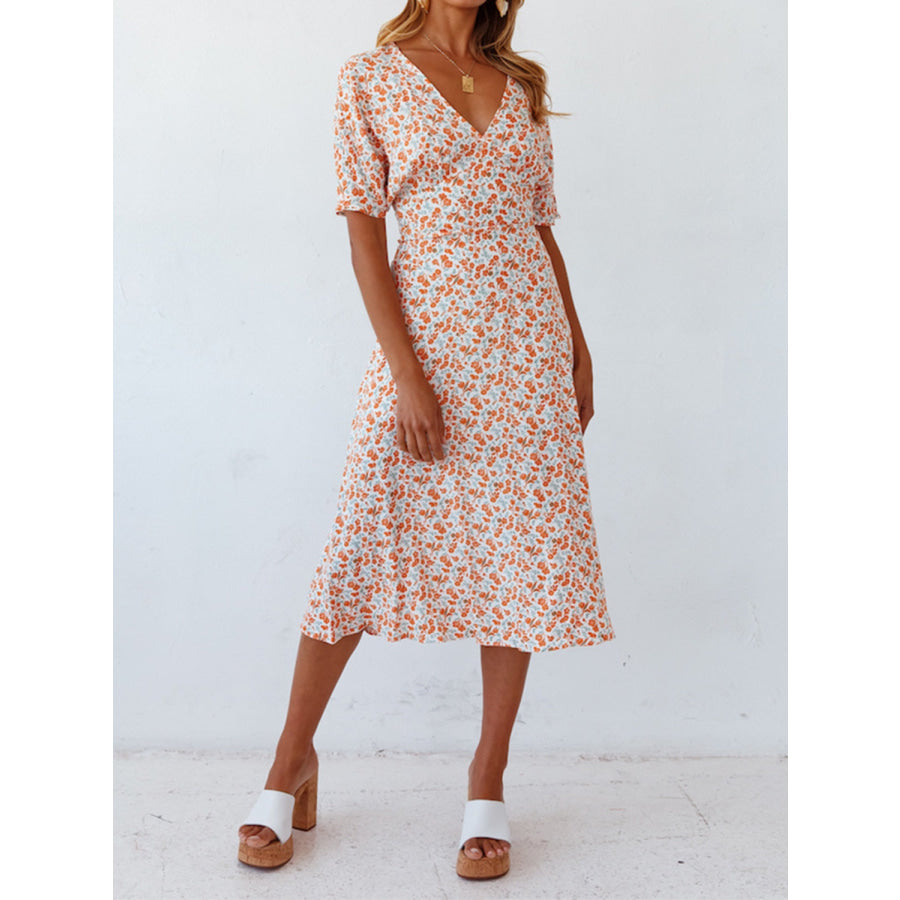 Ditsy Floral V-Neck Short Sleeve Midi Dress Apparel and Accessories