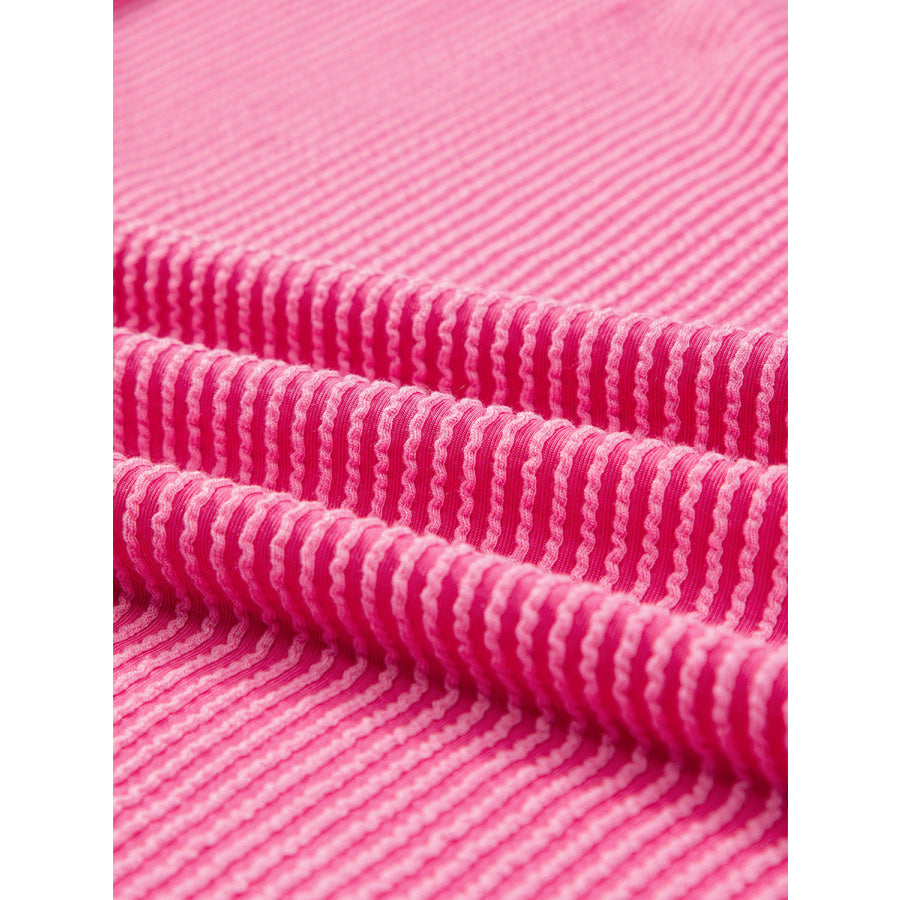 Exposed Seam Contrast Round Neck Sweatshirt Apparel and Accessories