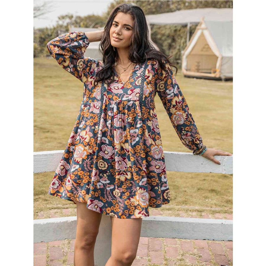 Floral Ruched V-Neck Long Sleeve Dress Charcoal / S