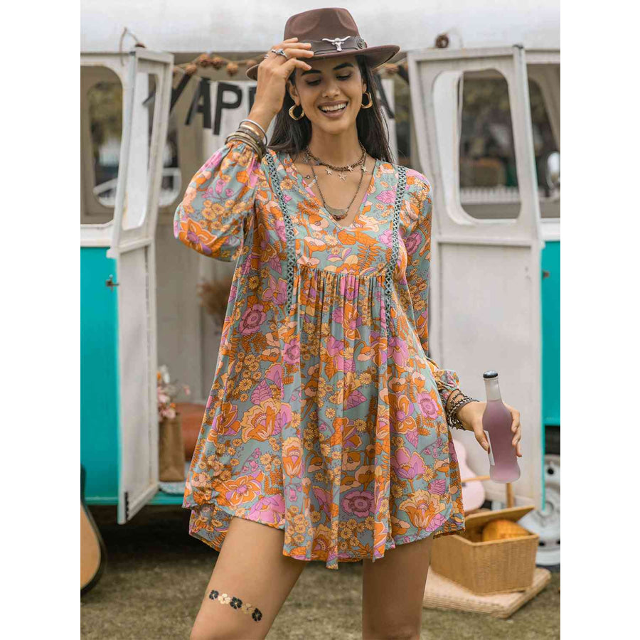 Floral Ruched V-Neck Long Sleeve Dress Fuchsia Pink / S