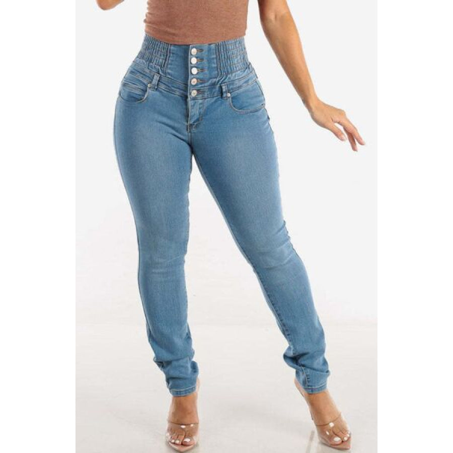 de957d05-c869-45e9-8043-128f738b6744-Min