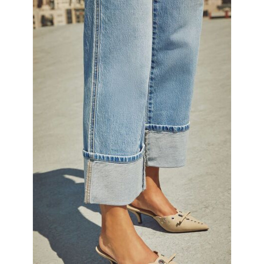 9ab19689-8cc9-407c-a441-8adee43ddb66-Min