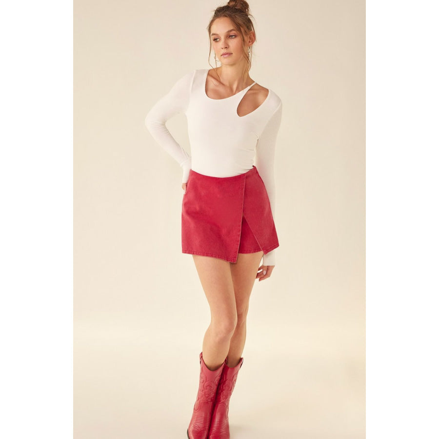 Idem Ditto Front Cut Out Long Sleeve Knit Top White / XS Apparel and Accessories