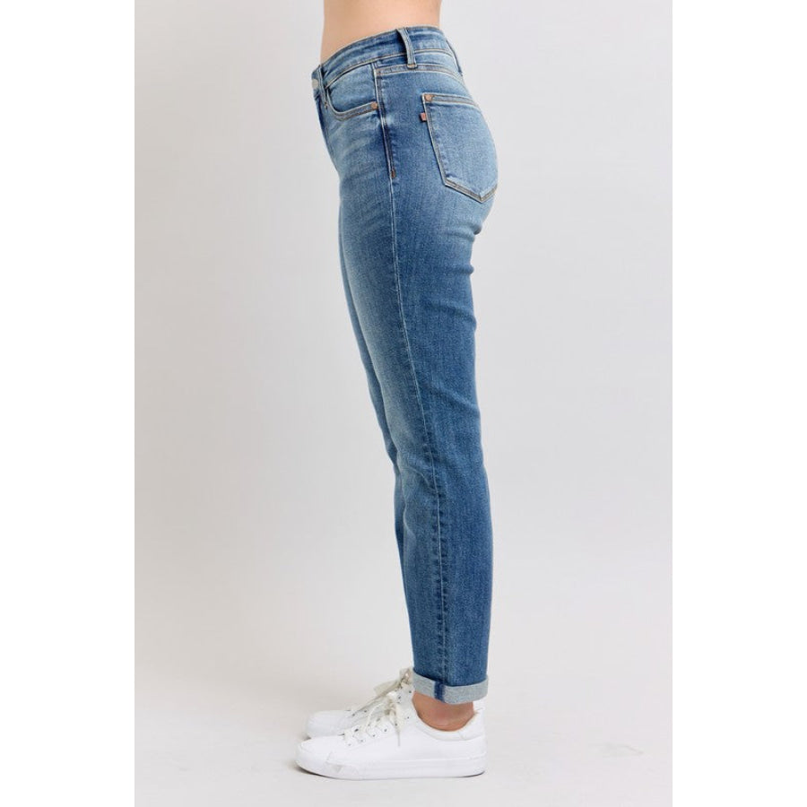 1cbe7c21-32c0-43b6-9ae8-e3dc30e71f72-Max