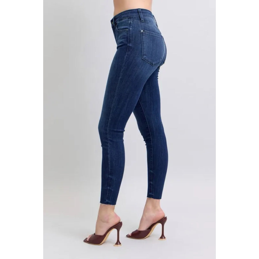 f6fc338bc6de47c897e51b05a6e1260e-Max-Origin