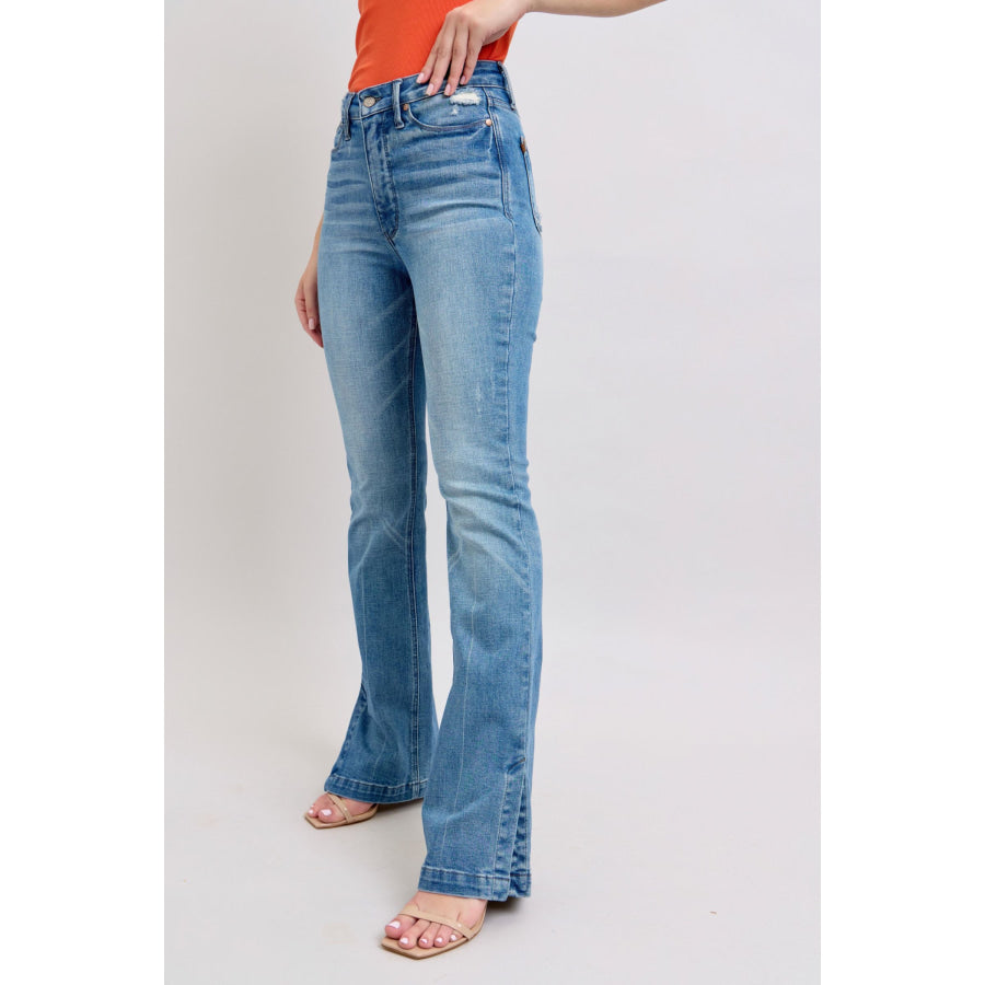 12698ae6-85cd-40b2-8c24-e2466518d239-Max