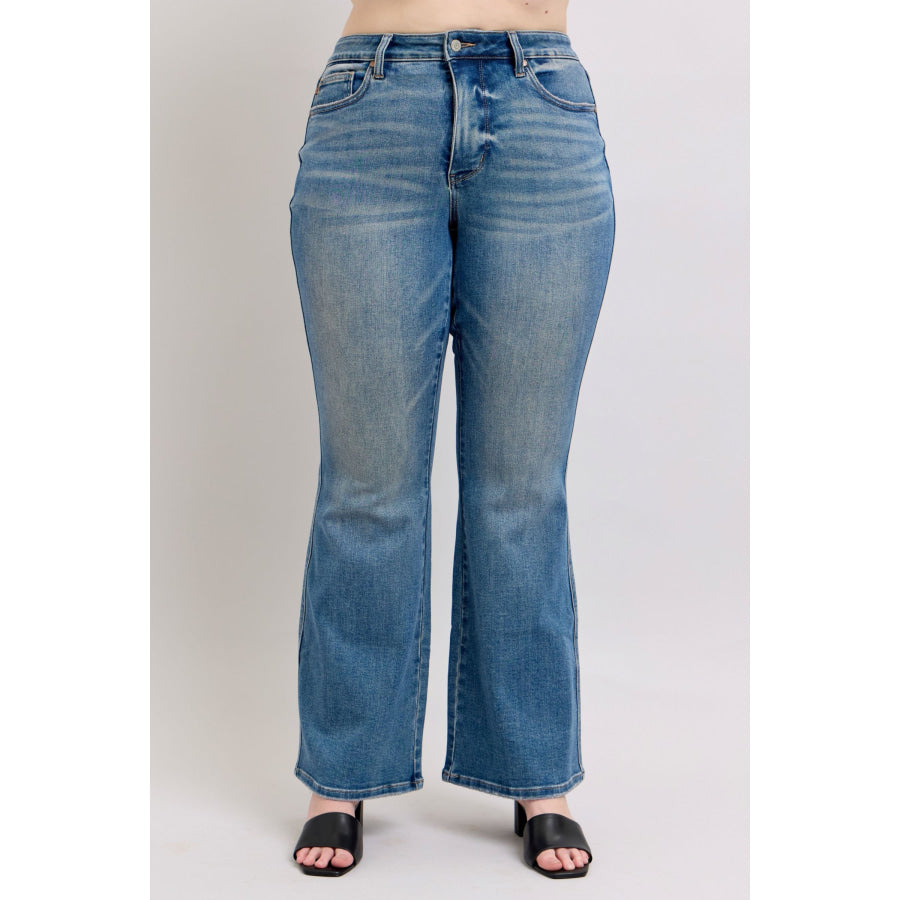 62b3953e-981d-466b-ad20-480272661ea0-Max