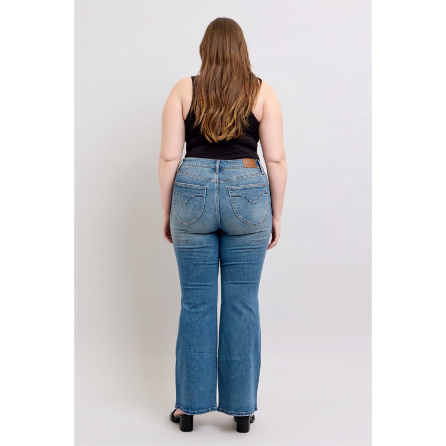 b2c02a7e-16c7-48b9-9793-4ec8a1bc7795-Max