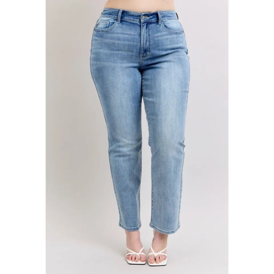 2402a948-dbab-40fb-9007-f4dccddff034-Max