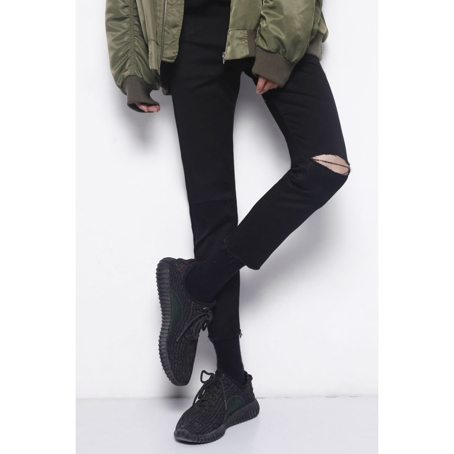 cf57bf6f-0afc-4020-9239-0e93189e4ce2-Max