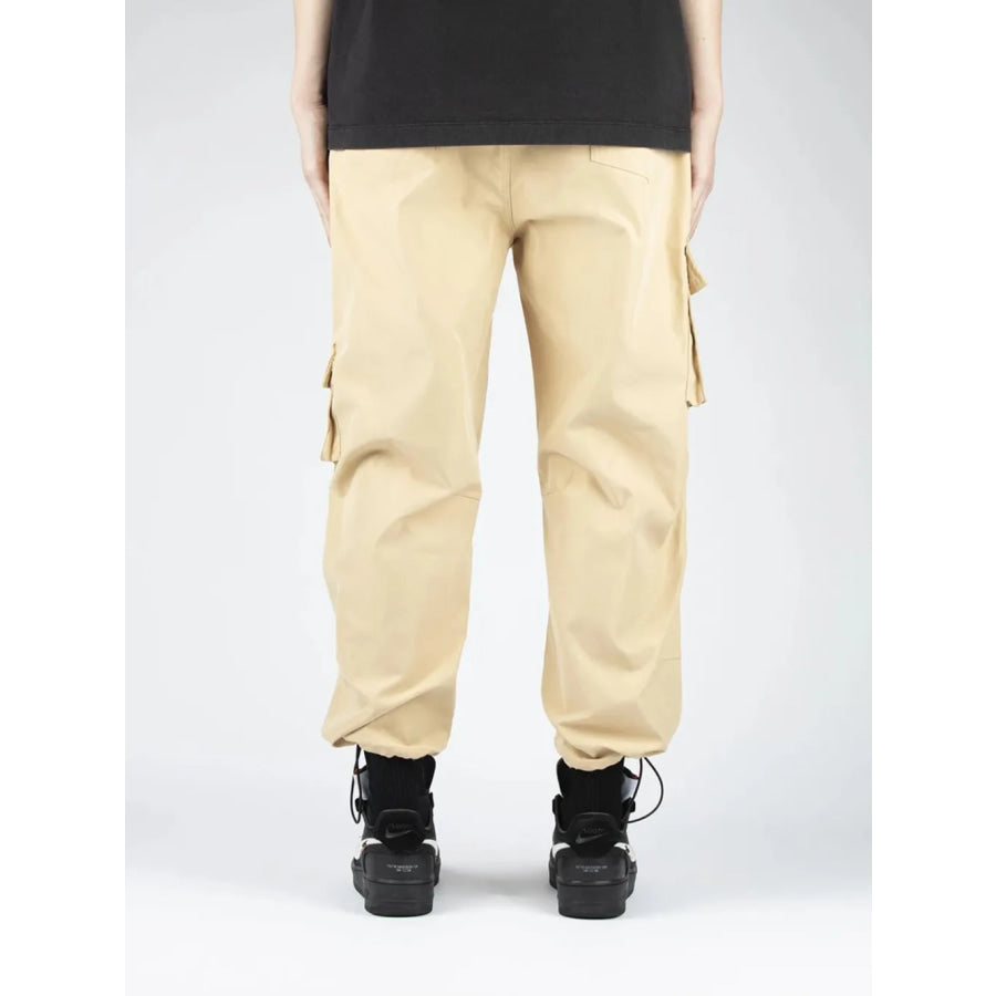 6810934d-1b03-484b-bf97-16cd4c3e5cd2-Max