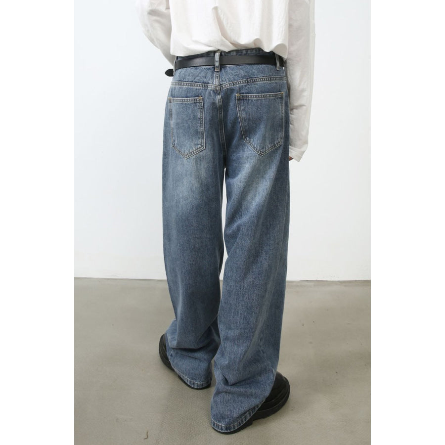 a7040083-1048-4fa2-af08-16e4c193054e-Max