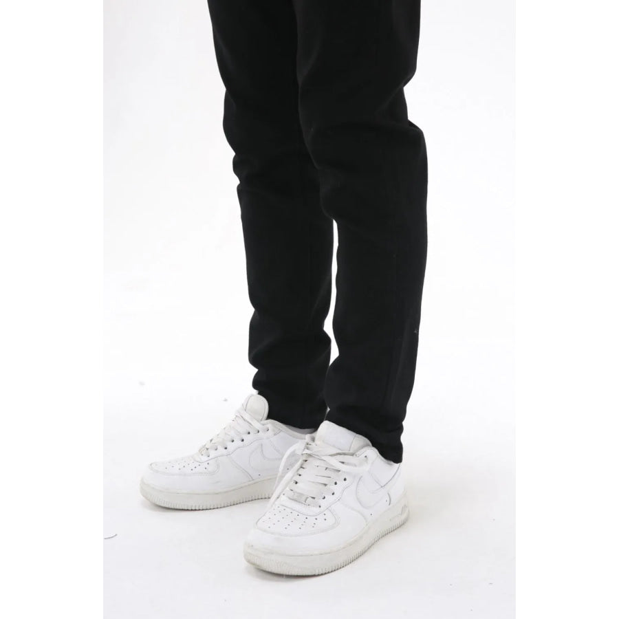 3ada9a47-e562-4765-b965-b22e557005ab-Max