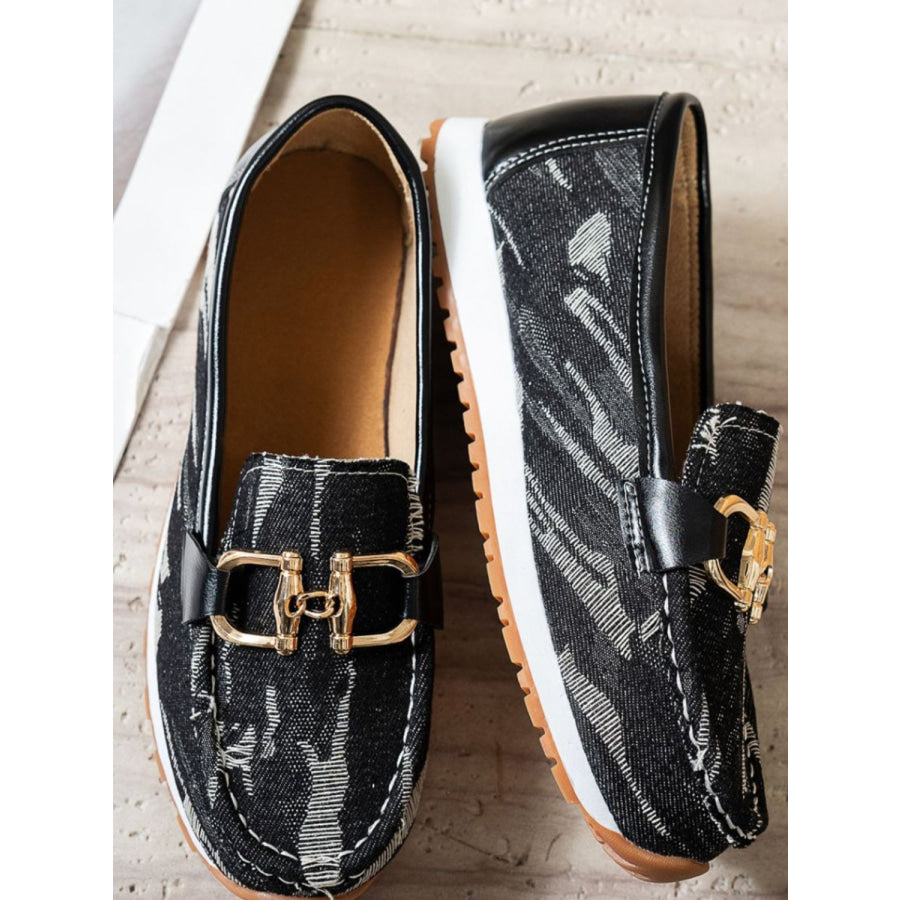 Metal Canvas Round Toe Slip-Ons Apparel and Accessories