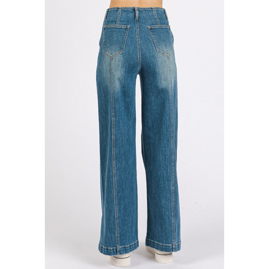 b3f03f6d-2995-43b0-be00-d71d0144df79-Max