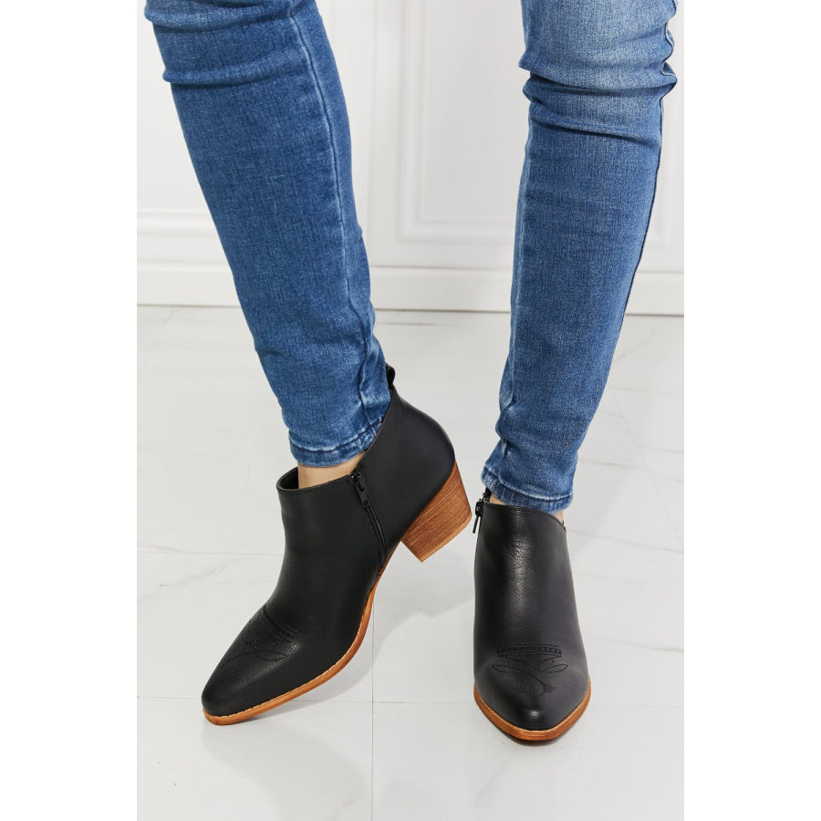 MMShoes Trust Yourself Embroidered Crossover Cowboy Bootie in Black Black / 6