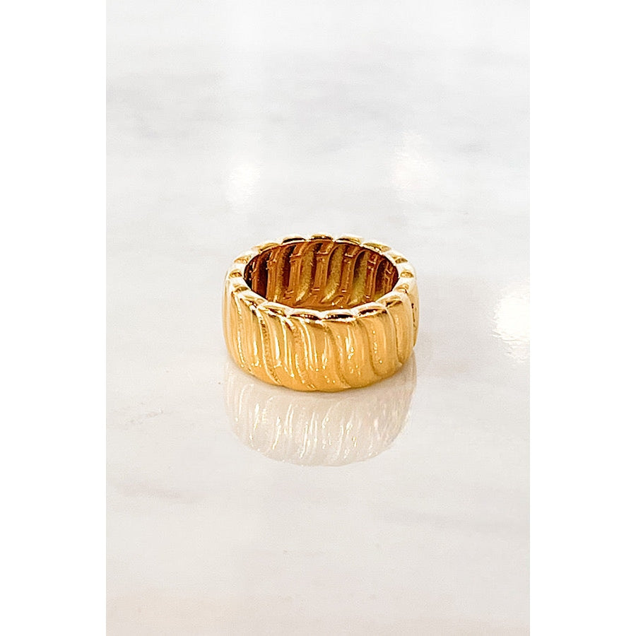 Natural Elements Chunky Gold Ribbed Ring WS 630 Jewelry