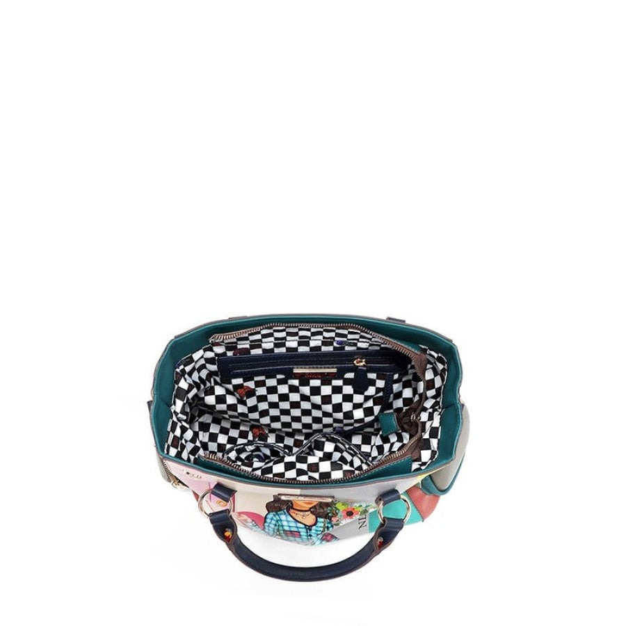 59d29a5d-8a23-4793-a10b-3e5f4e861533-Max