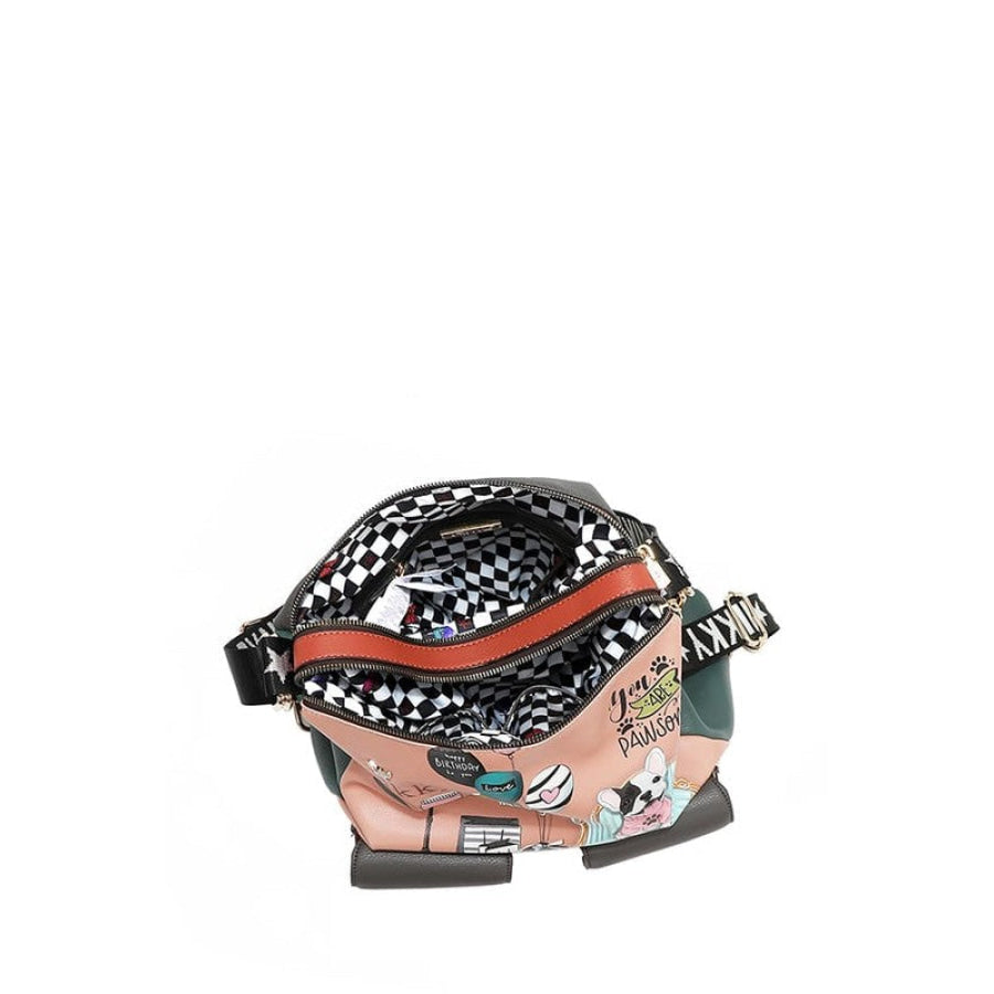 db001b7e-dcba-4ce9-9462-8e53d995ae6b-Max