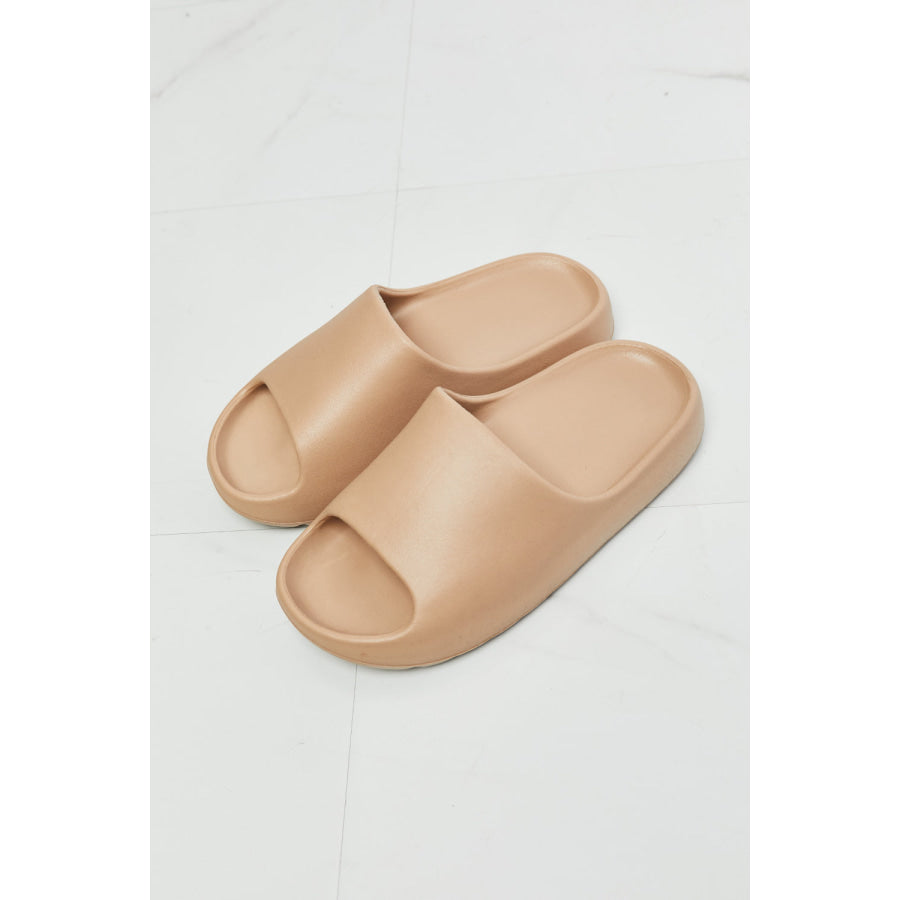 NOOK JOI In My Comfort Zone Slides in Beige