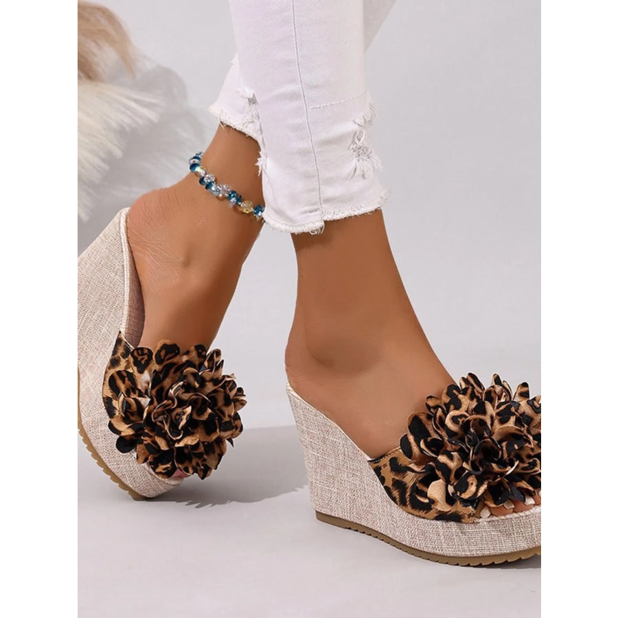 63d87fdf09b1408f83aa8bd0fe786c43-Max-Origin