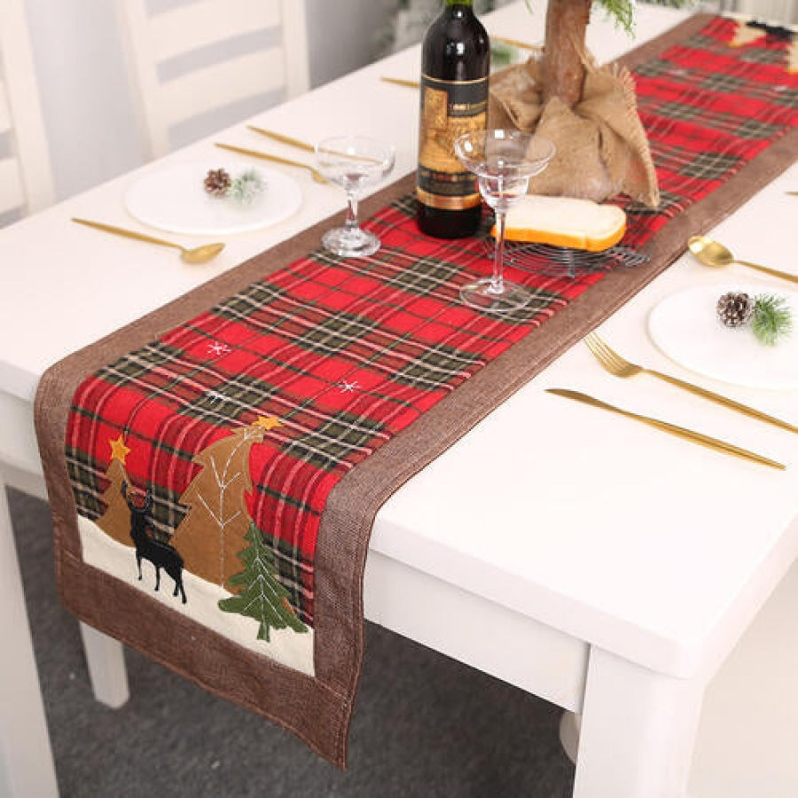 Plaid Christmas Element Table Runner Deep Red / One Size