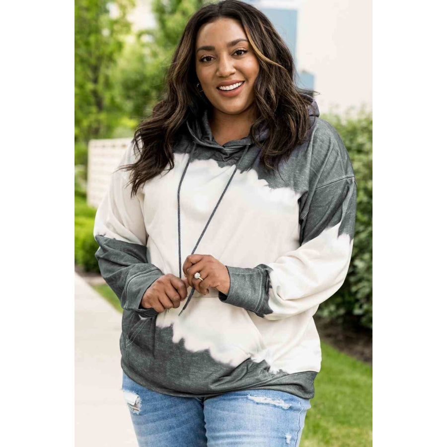 Plus Size Hoodie with Front Pocket Charcoal / 1XL
