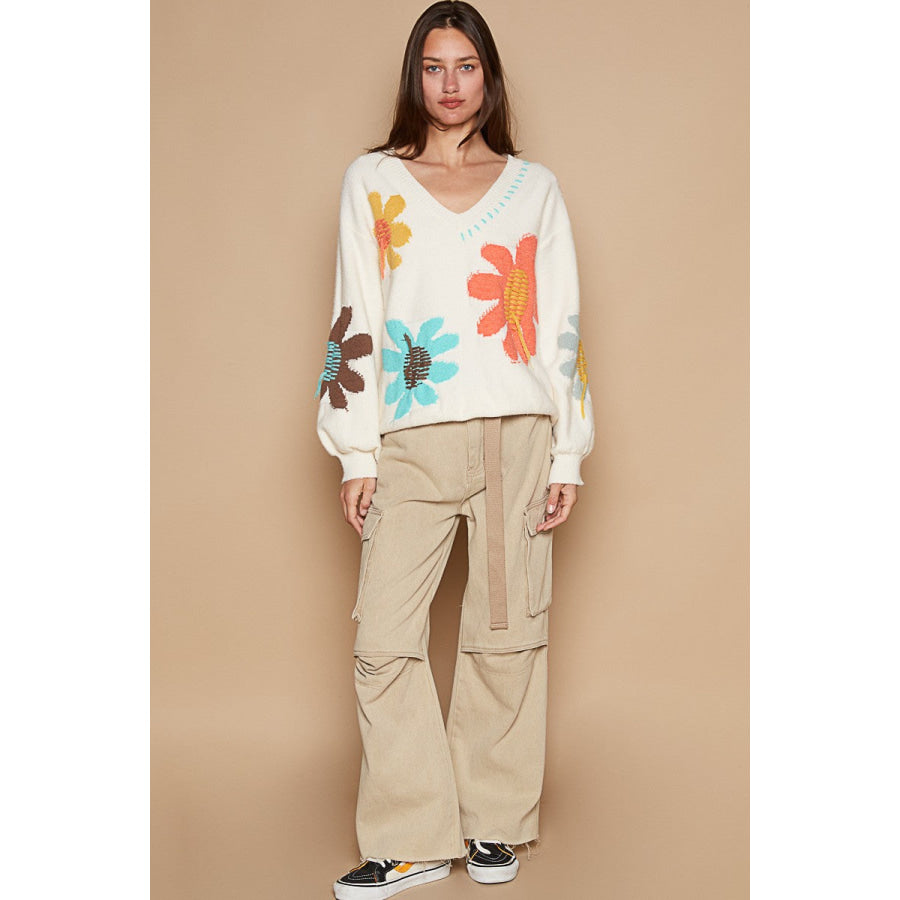 POL V-Neck Long Sleeve Flower Fringe Sweater Apparel and Accessories