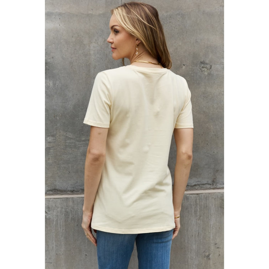 Simply Love Full Size I’M A SIMPLE WOMAN Graphic Cotton Tee Off White / S
