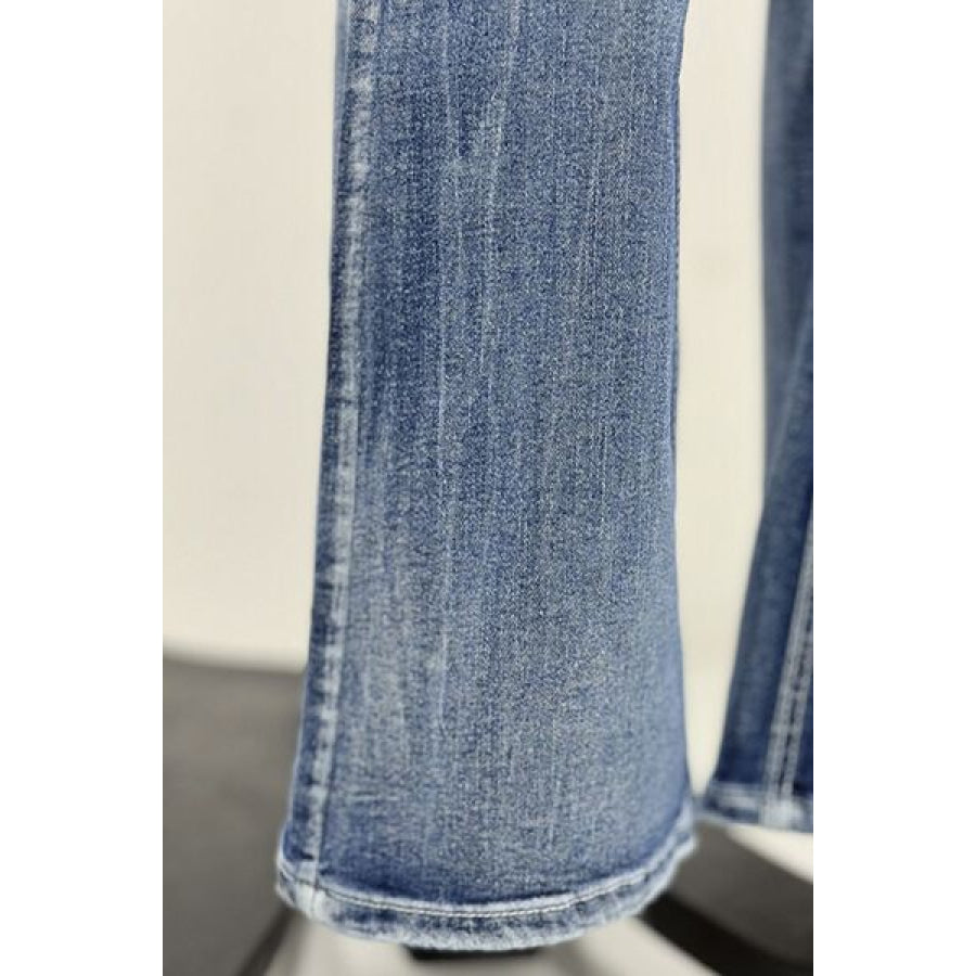 ec496aee-2d00-42da-b172-eff243970238-Min