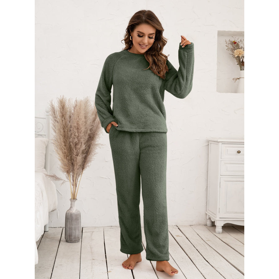 Teddy Long Sleeve Top and Pants Lounge Set Moss / S