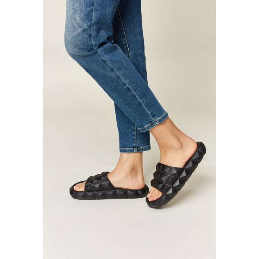 WILD DIVA Pyramid Stud Toe Band Footbed Sandals Apparel and Accessories