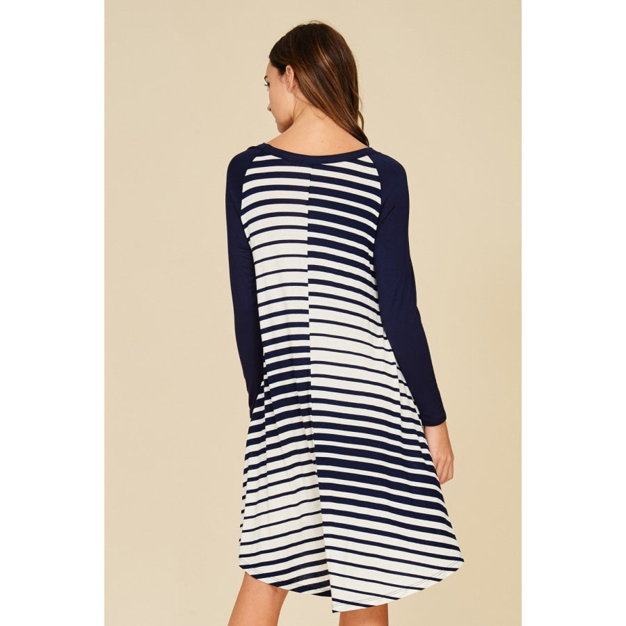 Contrast Stripe Dress With Side Pockets Dresses